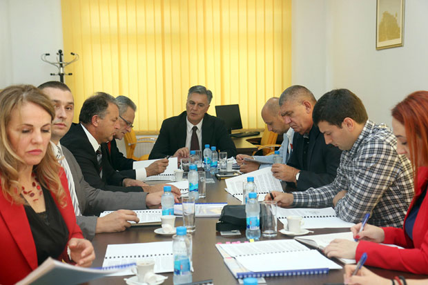 АКО ИМА ПРАВДЕ, НЕМА ОСУДЕ: Оштре реакције на подизање оптужнице због референдума у РС